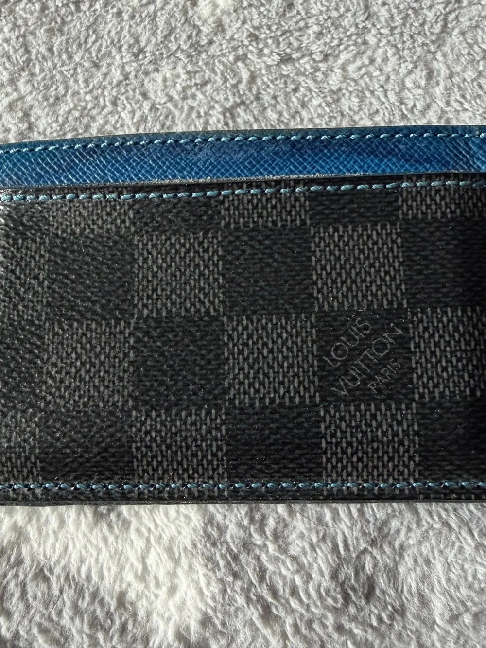 Louis Vuitton Men’s Black Damier leather card Wallet with Blue Trim